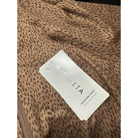 Athleta Salutation Jacket Sz Large Animal Print Cheetah Performance Athletic NWT - Picture 6 of 16